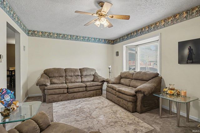 1348 Viking Drive, South Bend, IN 46628