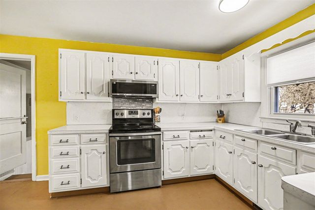 118 Gibson Street, Clinton, MI 49236