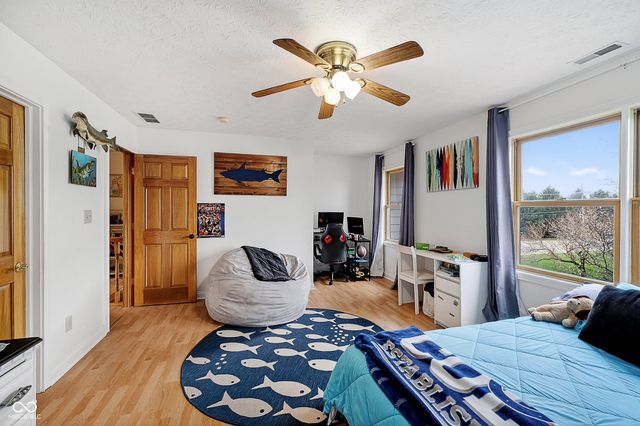 1020 Sunset Bay, Cicero, IN 46034