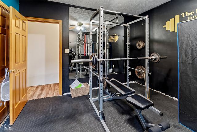 1020 Sunset Bay, Cicero, IN 46034