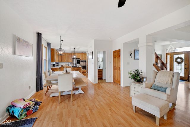 1020 Sunset Bay, Cicero, IN 46034