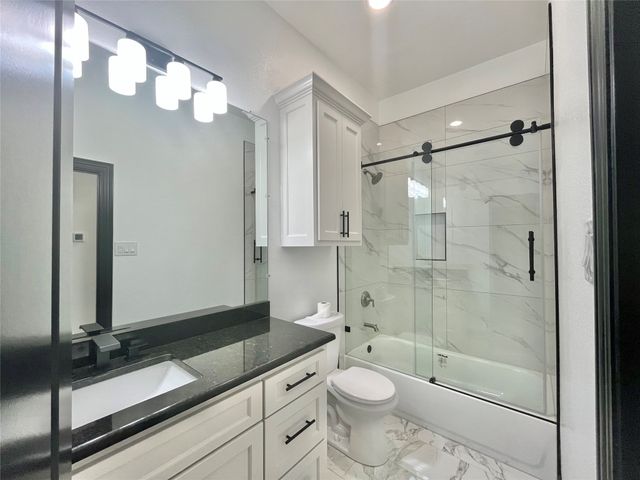 127 Valley Meadows Drive, Springtown, TX 76082