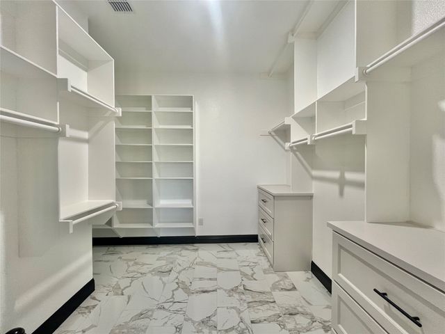 127 Valley Meadows Drive, Springtown, TX 76082