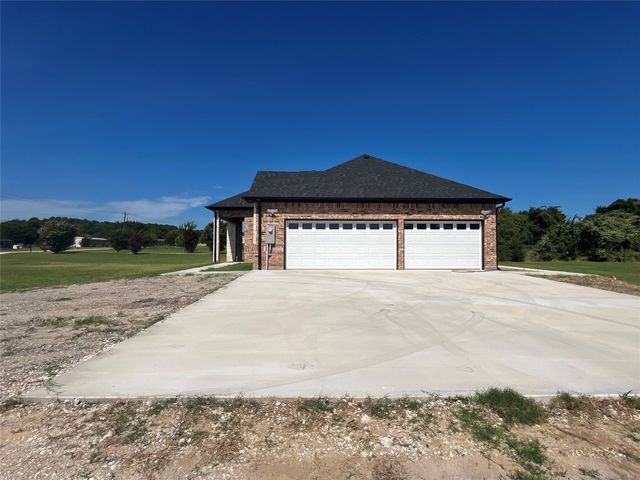 127 Valley Meadows Drive, Springtown, TX 76082