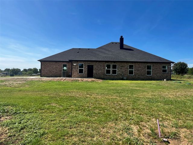 127 Valley Meadows Drive, Springtown, TX 76082