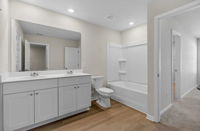 1447 Central Avenue, Summerville, SC 29483