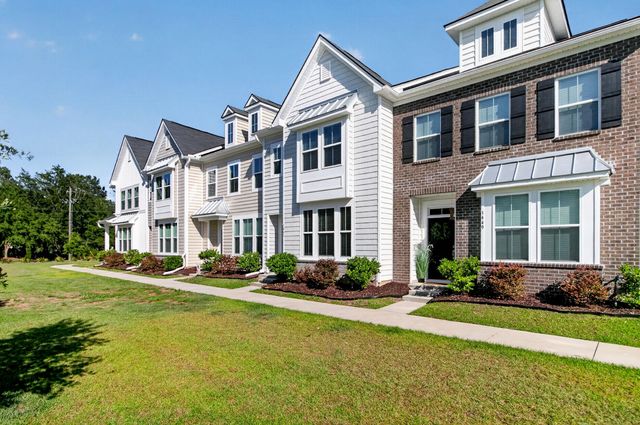 1447 Central Avenue, Summerville, SC 29483