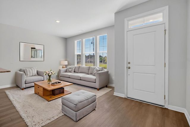 1447 Central Avenue, Summerville, SC 29483