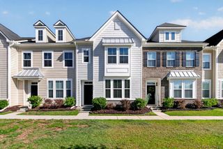 1447 Central Avenue, Summerville, SC 29483