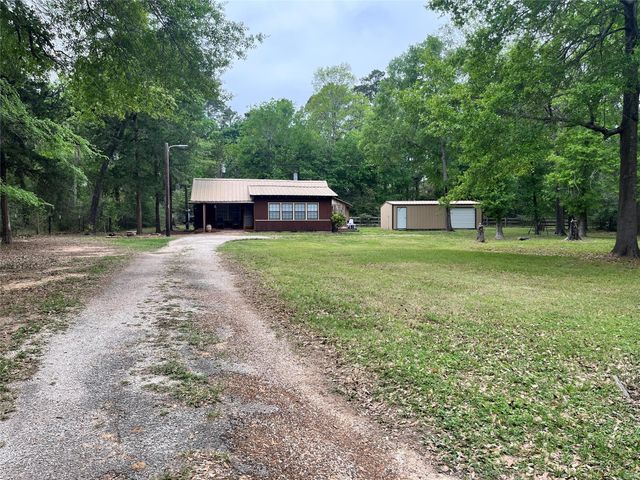 25881 Pine Oak Drive, Hockley, TX 77447