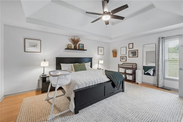 8126 NW 77th Court, Kansas City, MO 64152