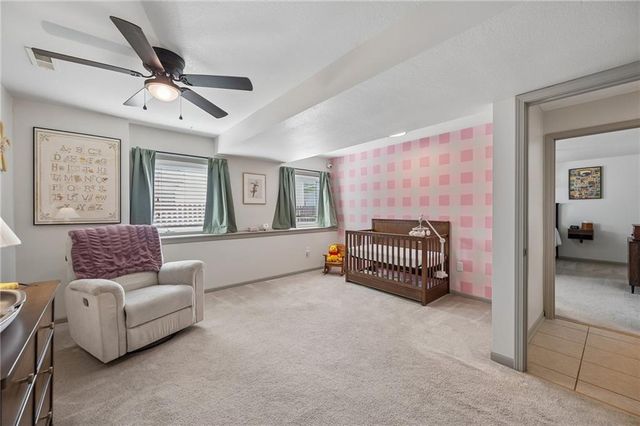 8126 NW 77th Court, Kansas City, MO 64152