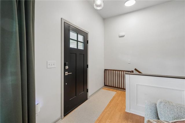 8126 NW 77th Court, Kansas City, MO 64152