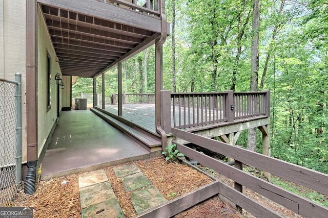 414 Leaning Chimney Drive, Clayton, GA 30525