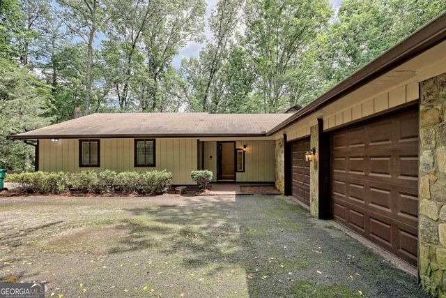 414 Leaning Chimney Drive, Clayton, GA 30525