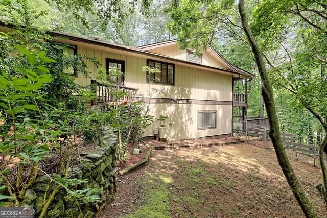 414 Leaning Chimney Drive, Clayton, GA 30525