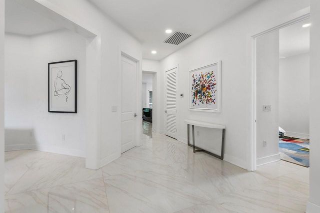 7587 Old Thyme Ct, Pompano Beach, FL 33076