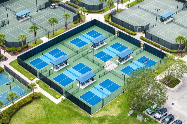 7587 Old Thyme Ct, Pompano Beach, FL 33076