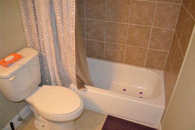 9727 Hammocks Blvd 207D, Miami, FL 33196