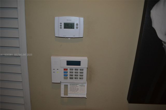 9727 Hammocks Blvd 207D, Miami, FL 33196