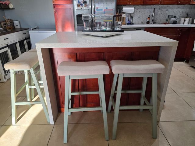 9727 Hammocks Blvd 207D, Miami, FL 33196