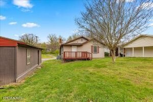 109 Fisher St, Athens, TN 37303