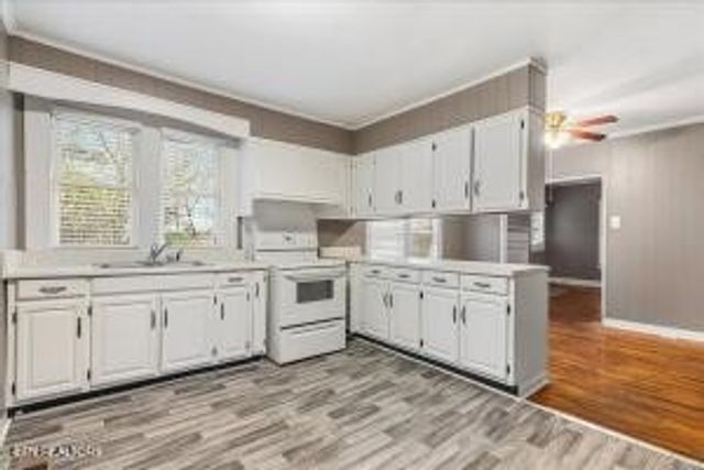 109 Fisher St, Athens, TN 37303