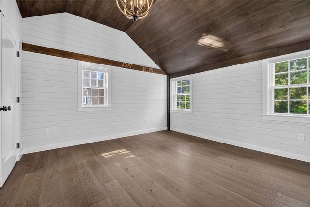 3 Federal Ct 3, Salem, MA 01970
