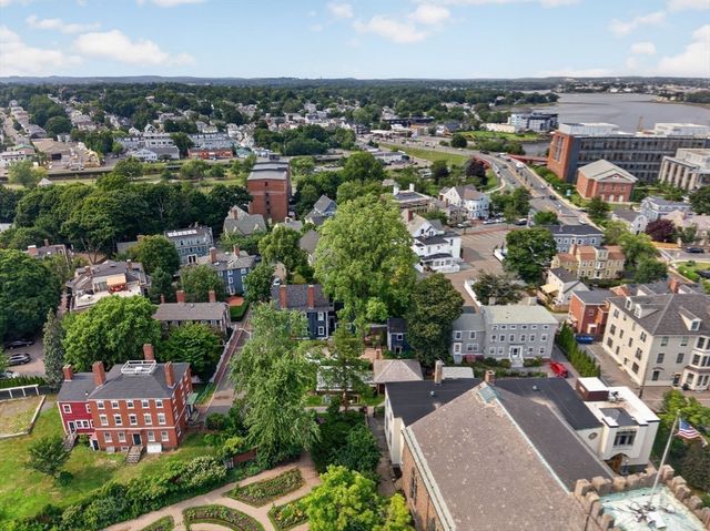 3 Federal Ct 3, Salem, MA 01970