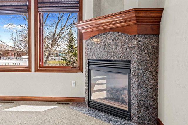 849 Whisper Falls LANE, Menasha, WI 54952