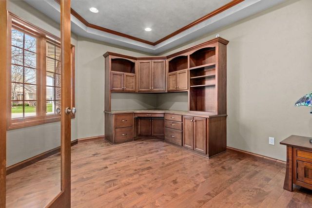 849 Whisper Falls LANE, Menasha, WI 54952