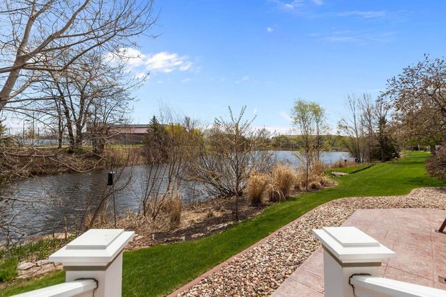 849 Whisper Falls LANE, Menasha, WI 54952