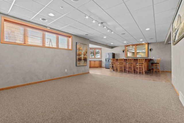 849 Whisper Falls LANE, Menasha, WI 54952