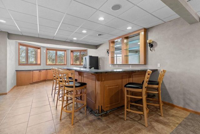 849 Whisper Falls LANE, Menasha, WI 54952