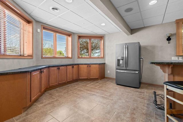849 Whisper Falls LANE, Menasha, WI 54952