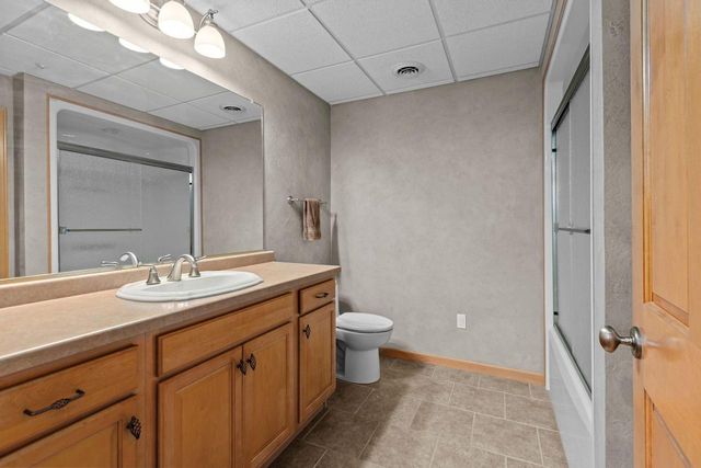 849 Whisper Falls LANE, Menasha, WI 54952