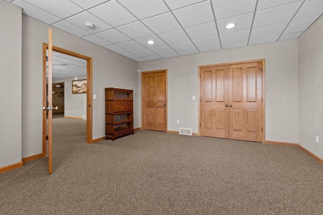 849 Whisper Falls LANE, Menasha, WI 54952