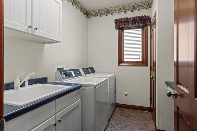 849 Whisper Falls LANE, Menasha, WI 54952