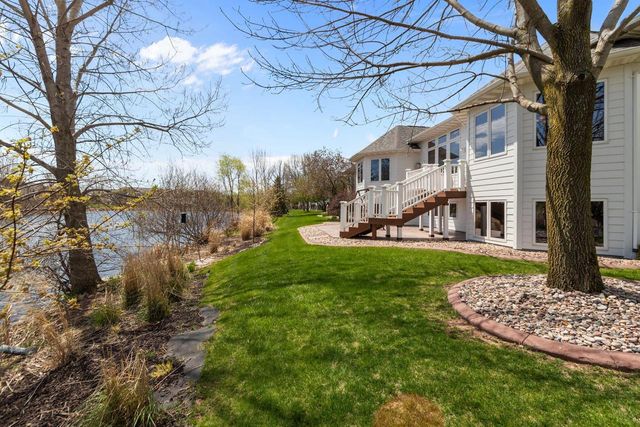 849 Whisper Falls LANE, Menasha, WI 54952