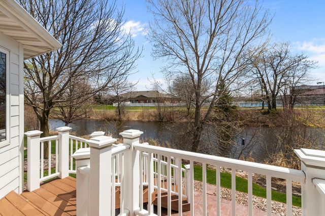 849 Whisper Falls LANE, Menasha, WI 54952