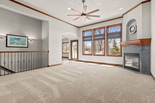 849 Whisper Falls LANE, Menasha, WI 54952