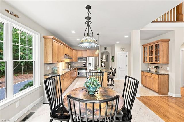 101 Adams CT, Carrollton, VA 23314