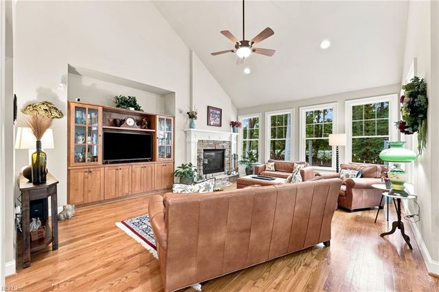 101 Adams CT, Carrollton, VA 23314