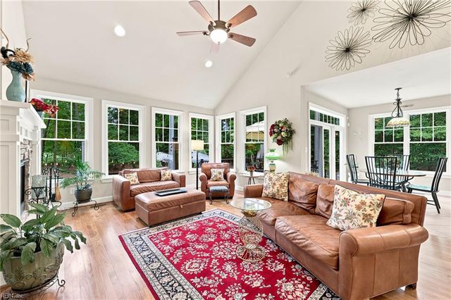 101 Adams CT, Carrollton, VA 23314