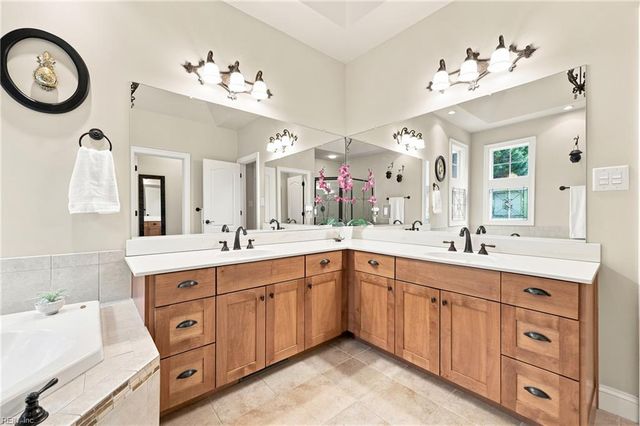 101 Adams CT, Carrollton, VA 23314