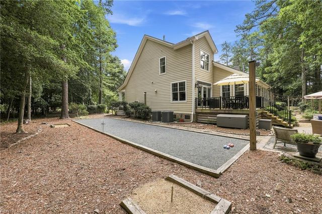 101 Adams CT, Carrollton, VA 23314