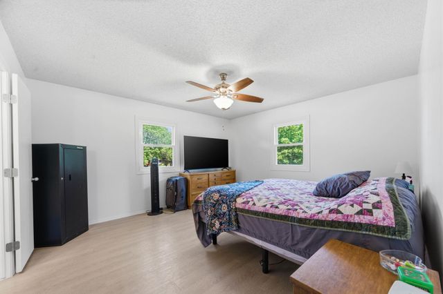 2213 N Forest Park St, Derby, KS 67037