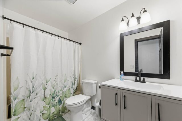 2213 N Forest Park St, Derby, KS 67037