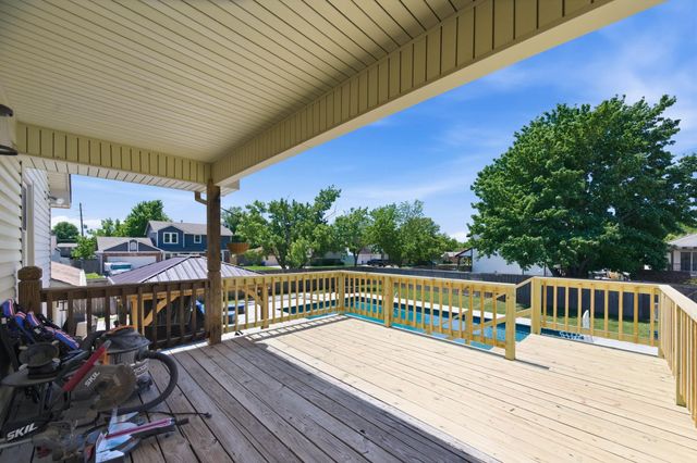 2213 N Forest Park St, Derby, KS 67037
