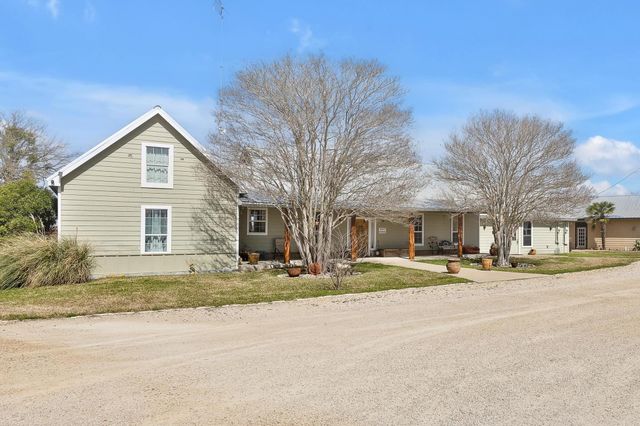 7355 Fm 713 RD, Dale, TX 78616